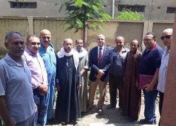 عبدالله . يشهد إنتاج منحل بمدرسة هوارة المقطع بشرق الفيوم