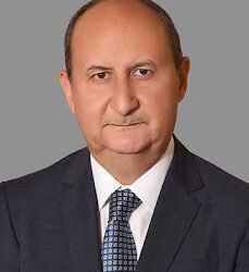 وزارة التجارة والصناعة تؤكد :  – قرار تحديد نسب التصنيع المحلى لصناعة السيارات ب...
