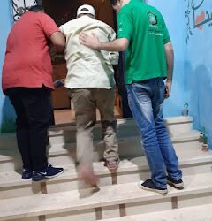 فريق أطفال بلا مأوي بالسويس ينقذ أطفال ومشردين بلا مأوي