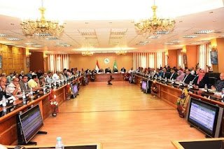 محافظ_الشرقية يترأس إجتماع المجلس التنفيذي ويوجه بسرعة الإنتهاء من تنفيذ خطة طلاء واجهات المباني والنوافذ