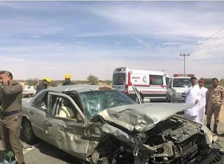 حادث سيارتين أعلى طريق الفيوم الصحراوى، مما أدى إلى توقف حركة المرور.