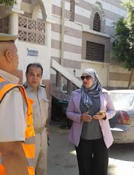بالصور.. حملة للنظافة ورفع القمامة وتسوية الطرق بحي غرب سوهاج