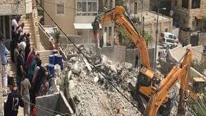 قوات الاحتلال تستهدف منازل القدس