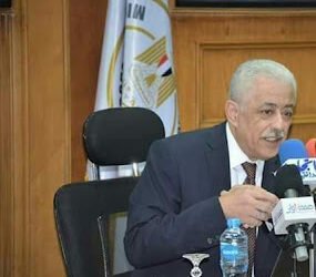 وزير التربية والتعليم يعتمد نتيجة العينة العشوائية لامتحان مادة الجبر والهندسة الفراغية للثانوية العامة