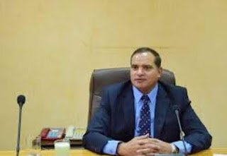 مكافأة مالية للعاملين بجامعة سوهاج تقديرا لجهودهم