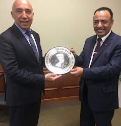 تعاون بين مصر وأوزبكستان في قطاع الأدوية الدمراوي: إنشاء مصنع لتصنيع الأدوية البشرية والبيطرية بأوزبكستان