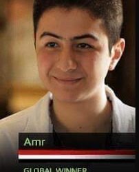 عمرو وعَلّم مصر فوقَ سطحَ القمر!