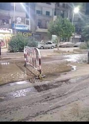 للمرة الثانية.. تسريب بماسورة مياه شارع الجمهورية بسوهاج بعد إصلاحه بيومين