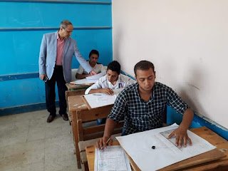 عبدالله يتابع امتحان الدور الثاني في الدبلومات الفنية بإطسا