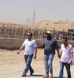 استمرار متابعة أعمال محطة الصرف الصحي بسوهاج.. (صور)