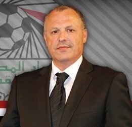 ..عاجل”أبو ريدة “يقيل الجهاز الفني ويتقدم باستقالته