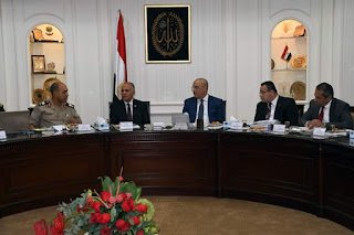 وزيرا الإسكان والرى ومحافظ الإسكندرية وقائد المنطقة الشمالية العسكرية يعقدون اجتماعاً لمتابعة مشروع تطوير محور...