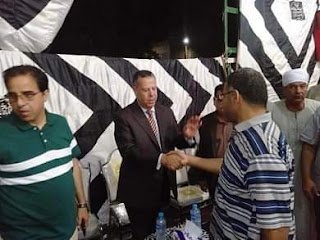 محافظ بني سويف يعزي في “محمود” شهيد حادث معهد الأورام
