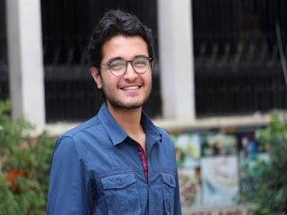 أحمد.. حكاية شاب مصري حصل على توقيع لاعبي ليفربول!
