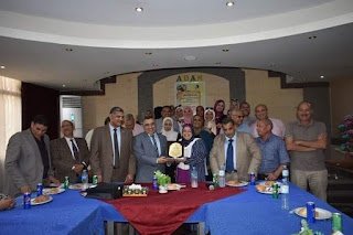 بالصور.. تكريم مدير عام الشئون الهندسية بجامعة الفيوم