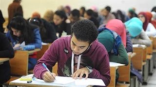 طلاب الثانوية العامة الدور الثاني يؤدون امتحاني “الكيمياء وعلم النفس والاجتماع”