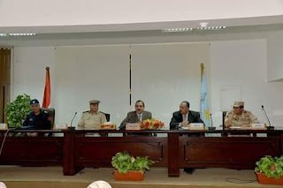 محافظ أسيوط يترأس اجتماع للتدريب الميداني على إدارة مخاطر السيول