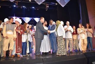 محافظ الفيوم يشهد “طقوس الإشارات” بمسرح الجمهورية