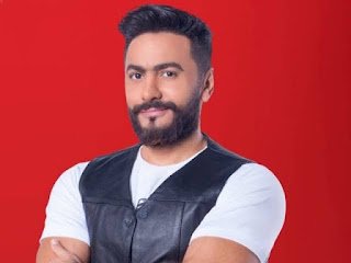 بإنستجرام.. تامر حسني ينبه على جمهور حفله الجديد