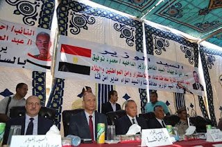 محافظ قنا يشهد جلسة صلح بين عائلتي آل عامر و آل الراوي بنجع حمادي