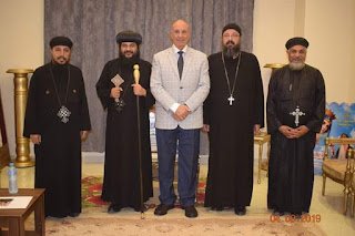 محافظ البحر الأحمر يلتقي أسقف الأقباط الأرثوذكس بالمحافظة