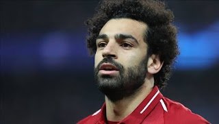 والد محمد صلاح يكشف حقيقة رحيله عن ليفربول