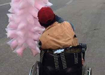 لجنة بمجلس الوزراء تتابع استغاثة على “فيس بوك”