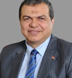 سعفان يأمر بصرف معاش لأسرة “كامل” المتوفى في إيطاليا