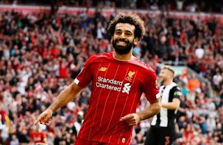 ليفربول يسحق نيوكاسل بثلاثية رائعة ختمها صلاح