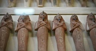 مافيا الآثار وذبح الأطفال الأبرياء!