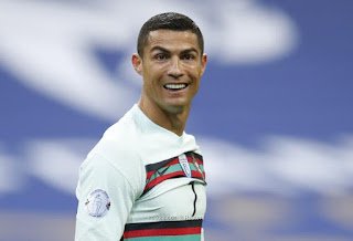 رونالدو يُصاب بفيروس كورونا ويغيب عن افتتاحية دوري الأبطال