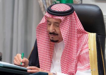 خادم الحرمين الشريفين يؤكد أن الميزانية العامة للدولة للعام المالي الجديد تحمل أرقاماَ  لتعزز...