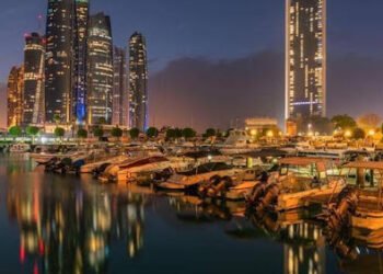 العاصمة الإماراتية أبوظبي اقتصاديات الخليج بالأرقام.. إنجازات نوعية
