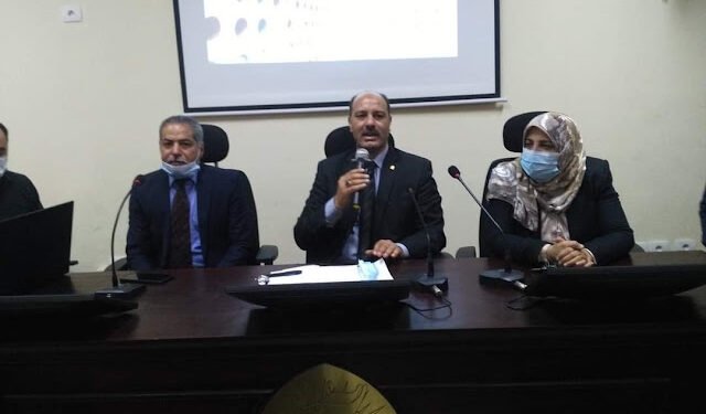 وكيل وزارة التربية والتعليم بسوهاج يلتقى بالطلاب المشاركين...