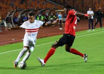 تعرف على معلقين مباراة القمة بين الأهلي و الزمالك