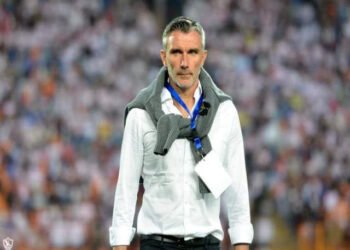 كارتيرون يحفز لاعبي الزمالك قبل القمة