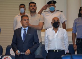 مجلس الزمالك يساند الفريق أمام المصري