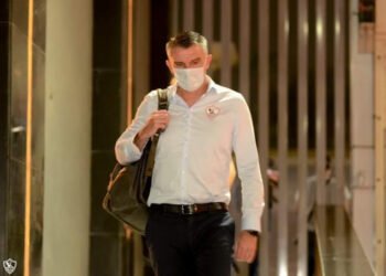 كارتيرون يكشف سر انتظام الزمالك في معسكر مبكر قبل القمة