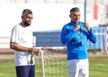  مران الزمالك.. كارتيرون يعقد جلسة تحفيزية مع اللاعبين