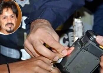 بسبب فيديو قليل الادب الكويت ترحّل الفنان الباكستاني فرحان العلي