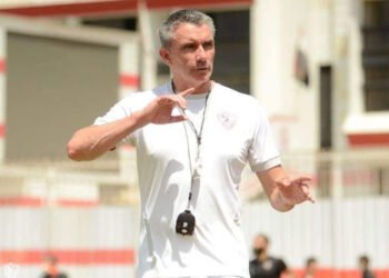 كارتيرون يعلن تشكيل الزمالك أمام المجد