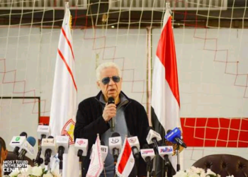مرتضى منصور يهنئ فريق اليد بطل أفريقيا بعد الفوز على الأهلي