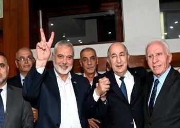 الفصائل الفلسطينية توقع “إعلان الجزائر” لتحقيق الوحدة الوطنية