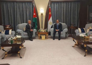 الرئيس السيسي يلتقي مع العاهل الأردني الملك عبد الله الثاني على هامش أعمال القمة العربية...