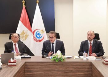 نائب رئيس مجلس الوزراء وزير الصحة يشهد الاجتماع الأول للجنة العليا للمسؤولية الطبية وسلامة المريض