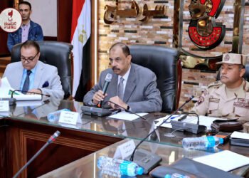 محافظ سوهاج يترأس الاجتماع التنسيقي لتنفيذ التدريب العملي المشترك لمواجهة الأزمات والكوارث ” صقر 159...