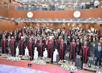محافظ الدقهلية ورئيس جامعة المنصورة ومفتي الجمهورية يشهدون مؤتمر عيد العلم السادس عشر لجامعة المنصورة...