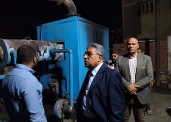 محافظ الدقهلية يوقف محرقة نفايات طبية خطرة في بلقاس تفاعلًا مع شكاوى المواطنين