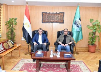 وزير الإسكان ومحافظ الفيوم يتابعان الموقف التنفيذي لمشروعات “حياة كريمة” ومنظومة مياه الشرب والصرف الصحي...