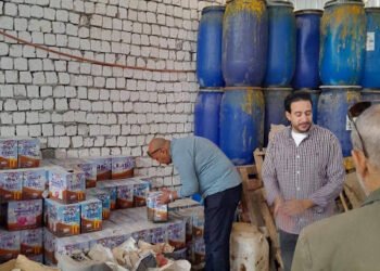 ضبط مصنع منظفات يعمل بدون ترخيص بالمنيا وتحرير 232 مخالفة متنوعة